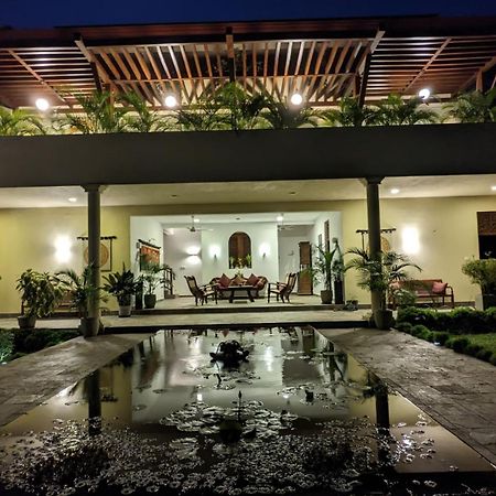 Khomba Lodge Tangalle Exterior photo